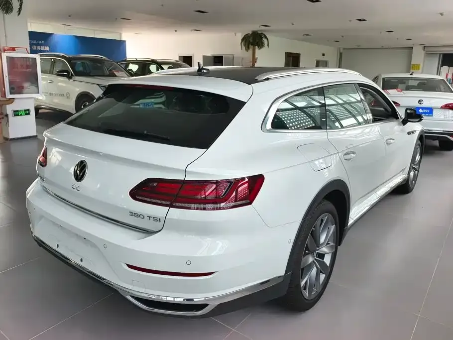 Volkswagen CC — фото 8