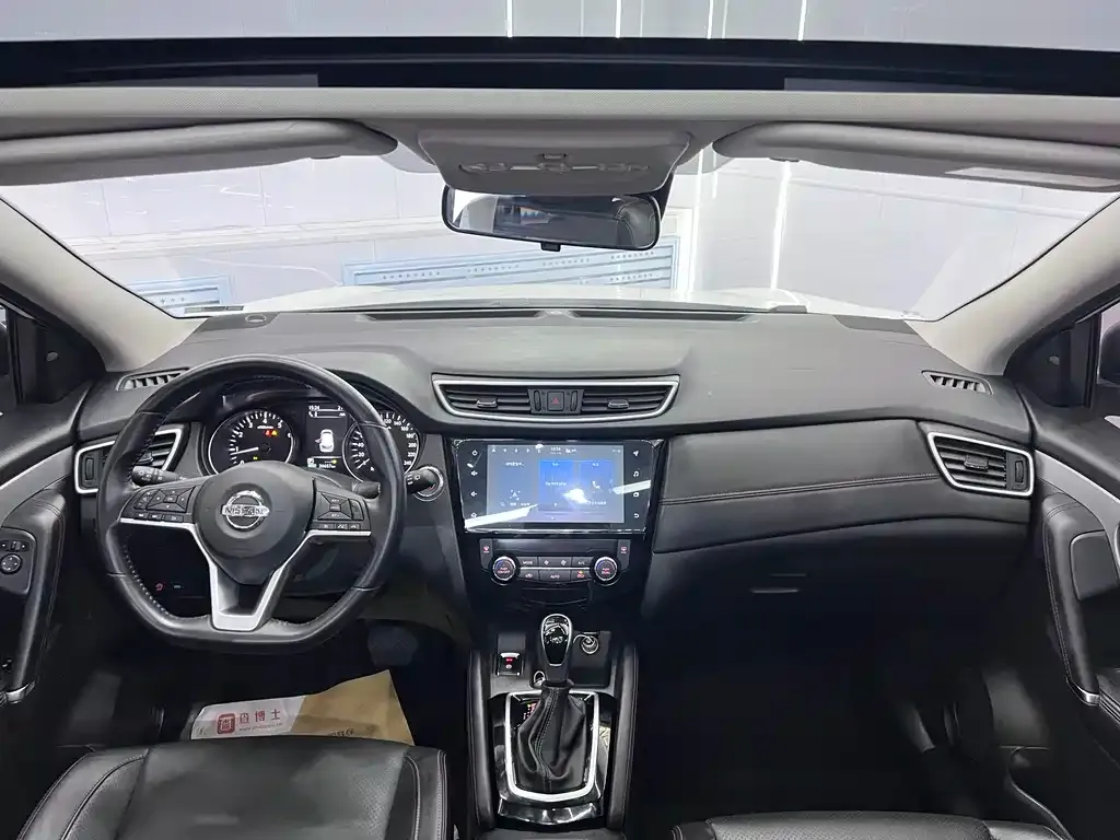 Nissan Qashqai — фото 4