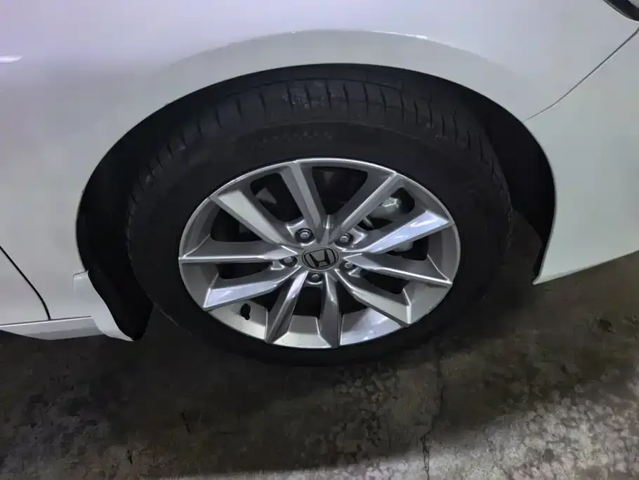 Honda Accord — фото 3