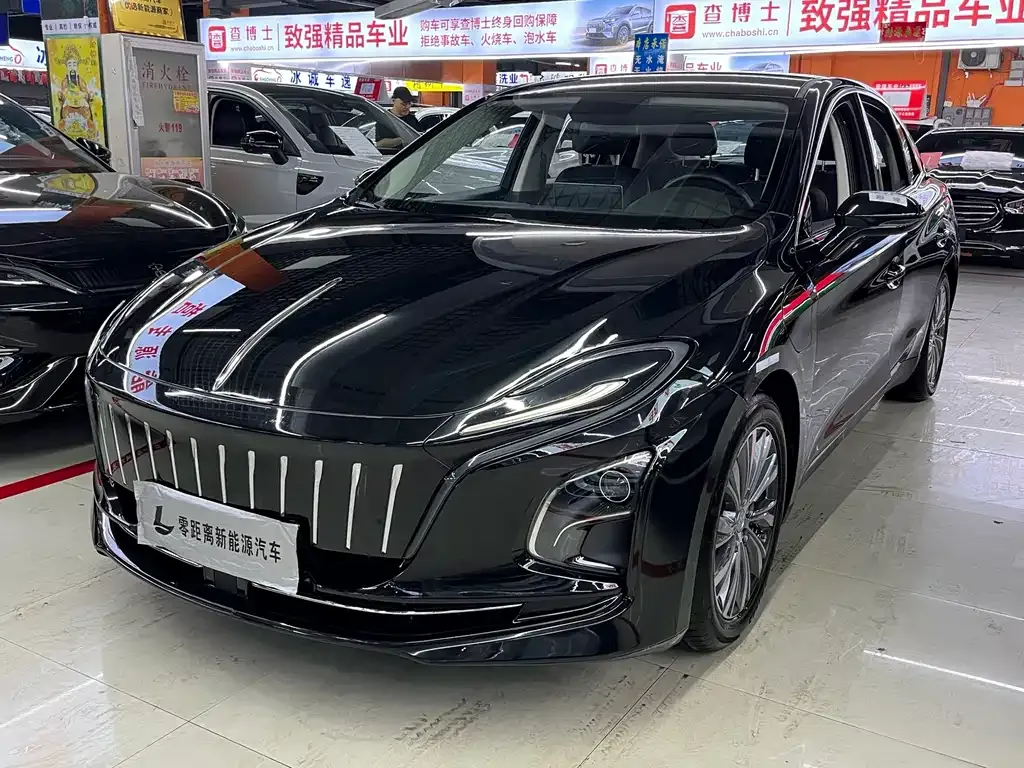 Hongqi E-QM5 — фото 10
