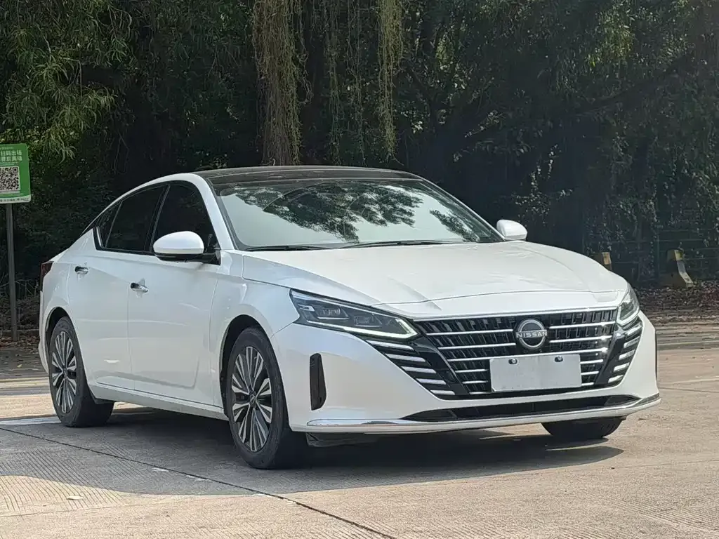 Nissan Teana — фото 2
