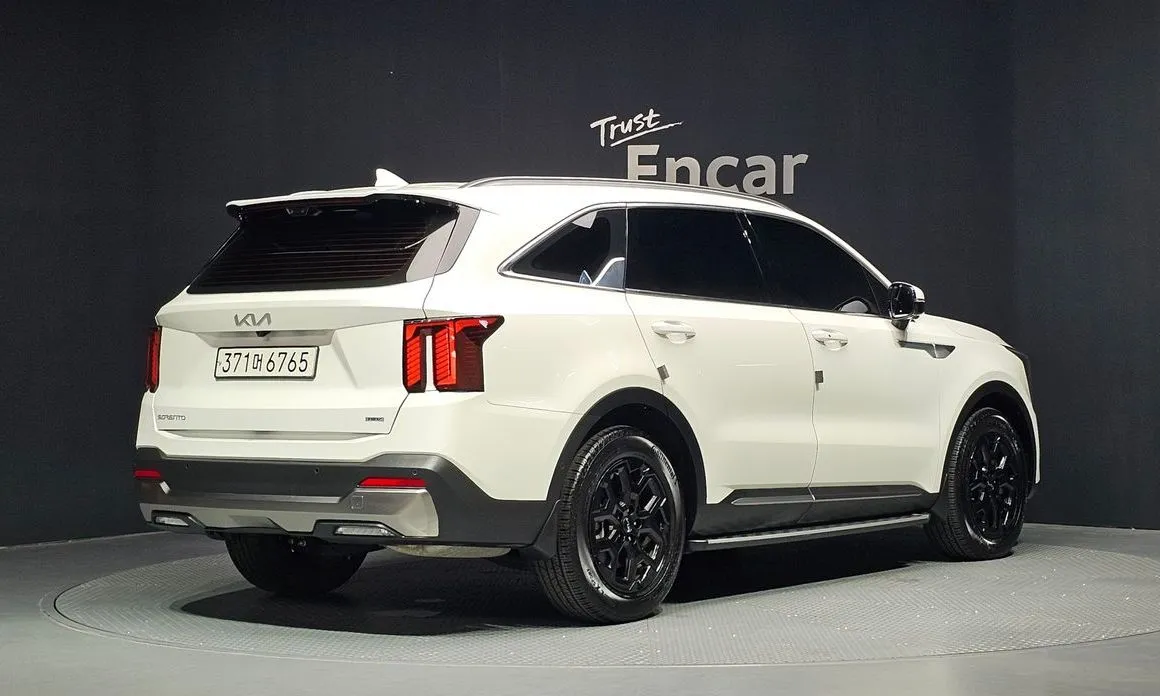 Kia Sorento — фото 4