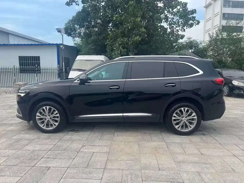 Buick Envision Plus — фото 6