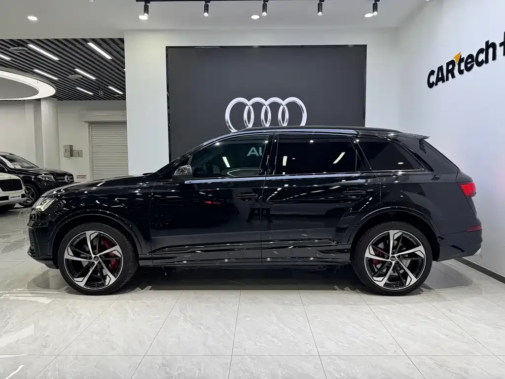 Audi SQ7 — фото 2