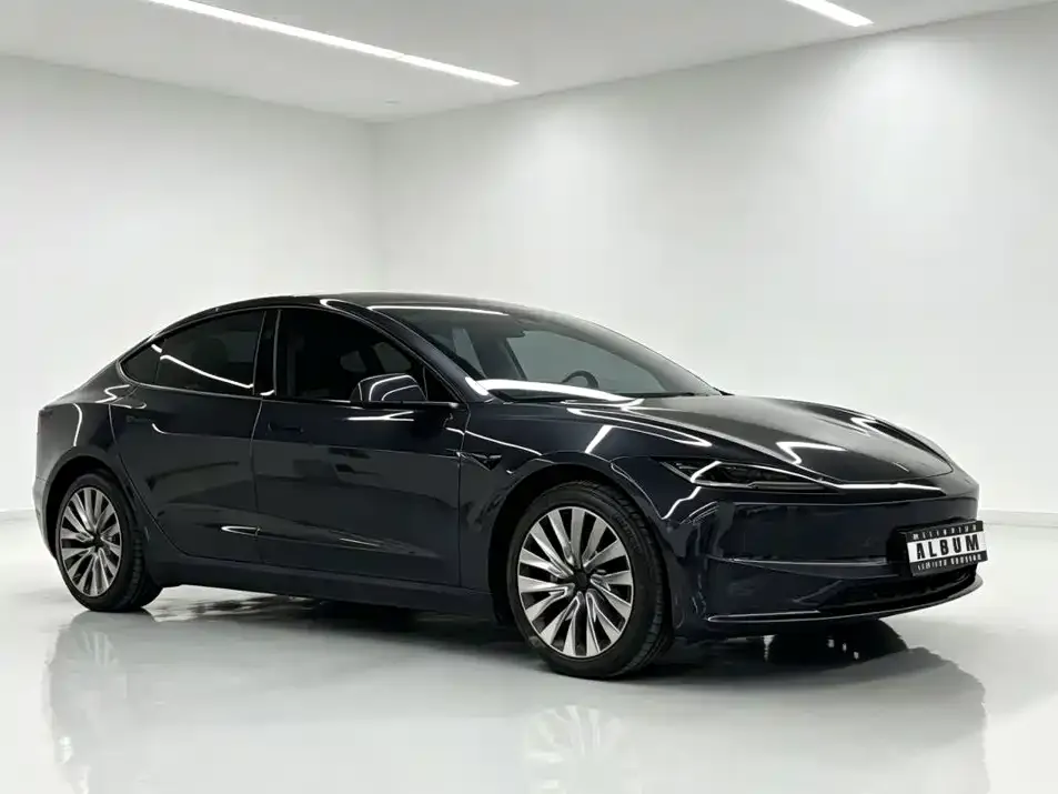 Tesla Model 3 — фото 6