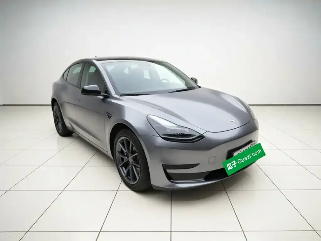 Tesla Model 3 — фото 2
