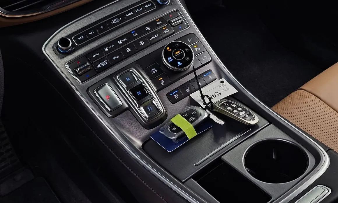 Hyundai Santafe — фото 9