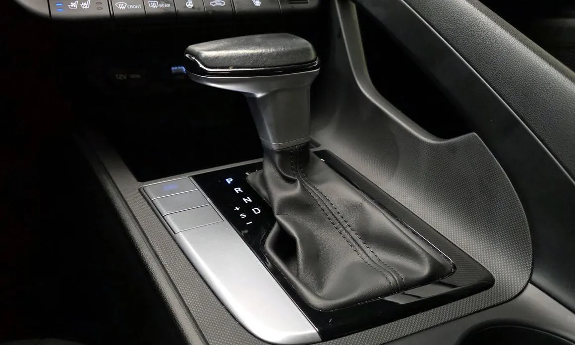 Hyundai AVANTE — фото 7