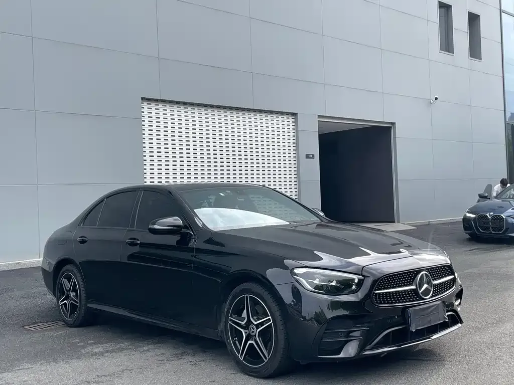 Mercedes-Benz E-Class (Import) — фото 5