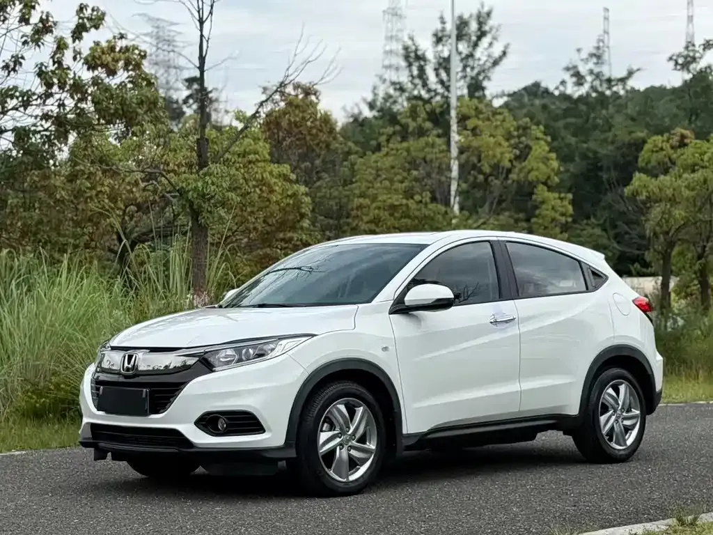 Honda Vezel — фото 1