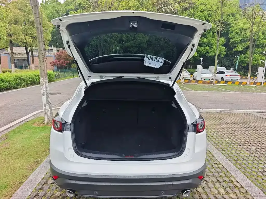 Mazda CX-4 — фото 9