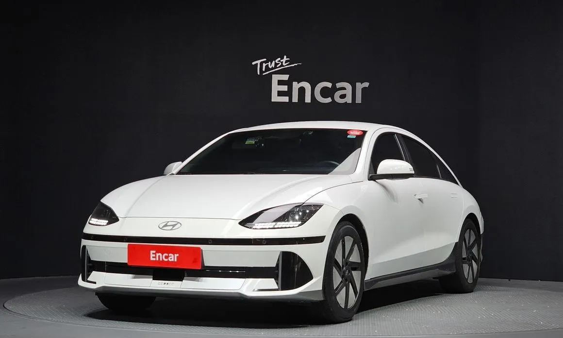 Hyundai Ioniq6 — фото 1