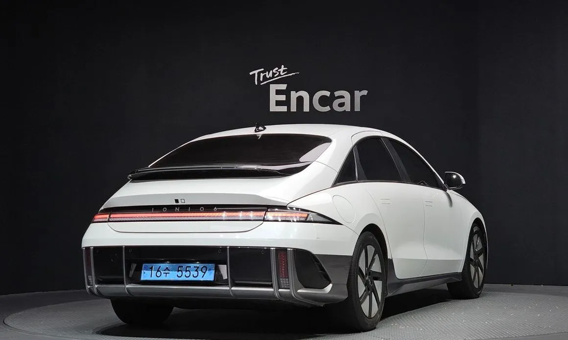 Hyundai Ioniq6 — фото 6
