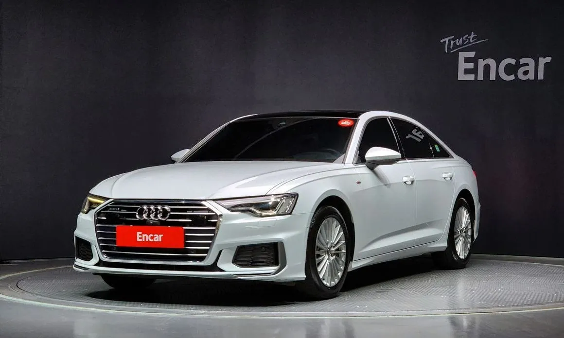 Audi A6 — фото 1