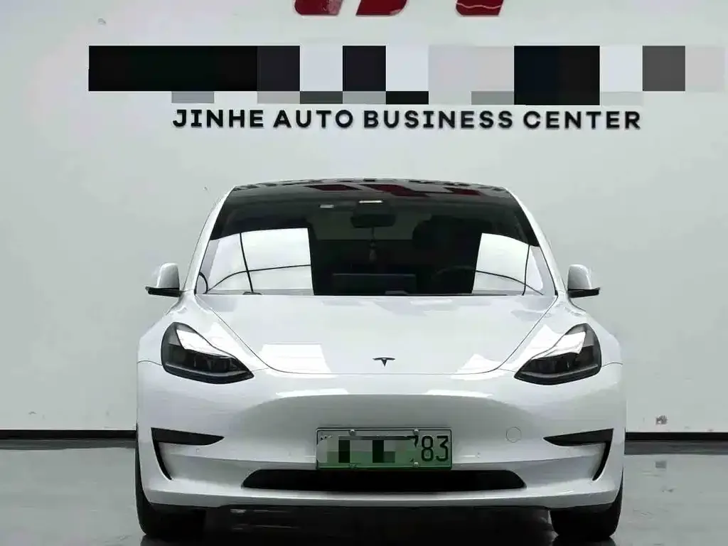 Tesla Model 3 — фото 4