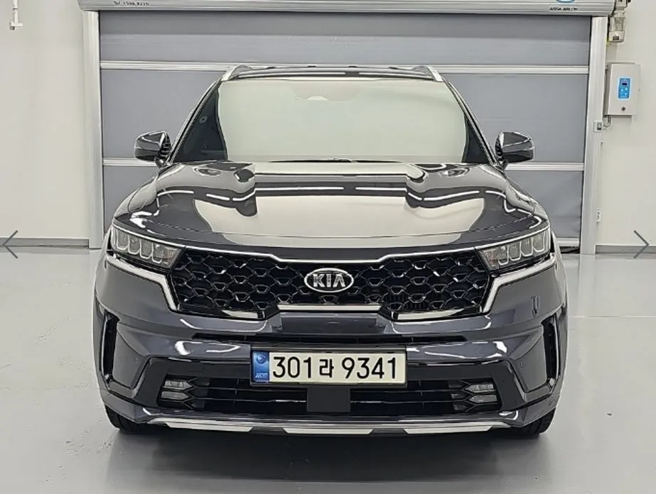 Kia Sorento — фото 7