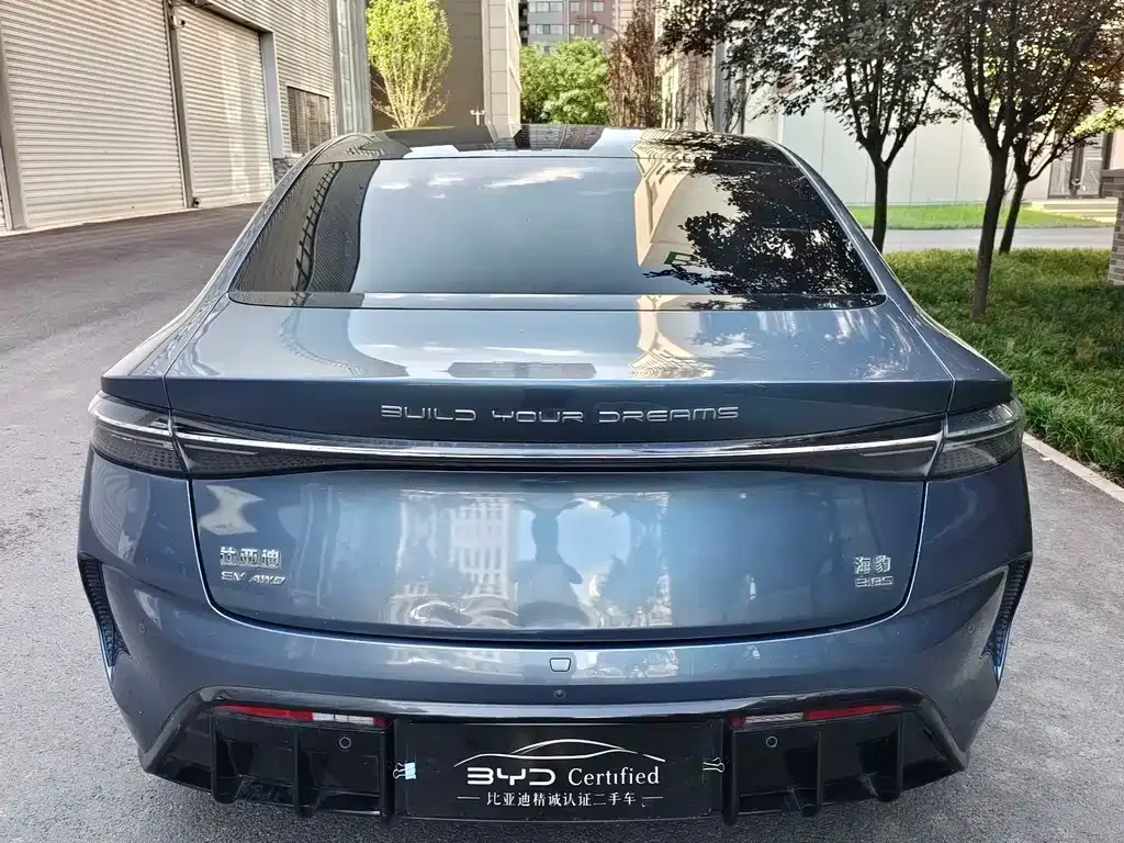 BYD Seal — фото 9