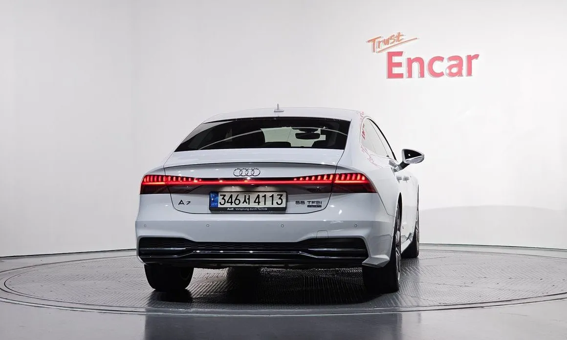 Audi A7 — фото 2