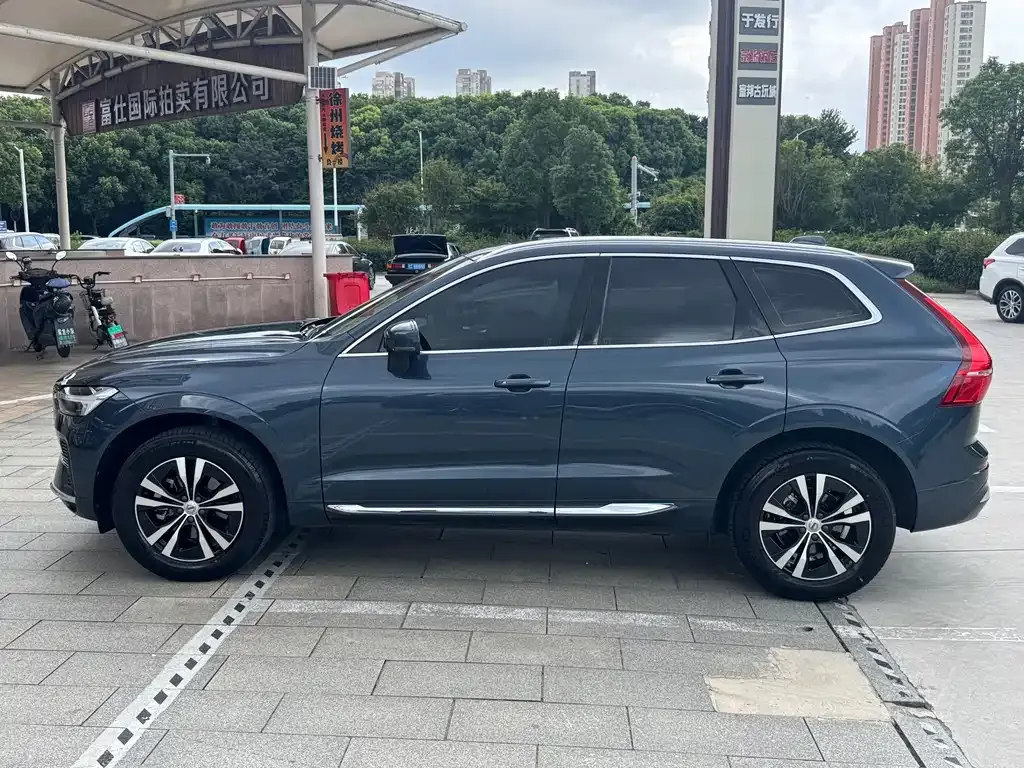 Volvo XC60 — фото 4