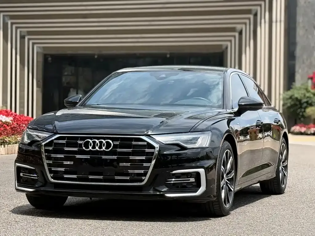 Audi A6L — фото 10