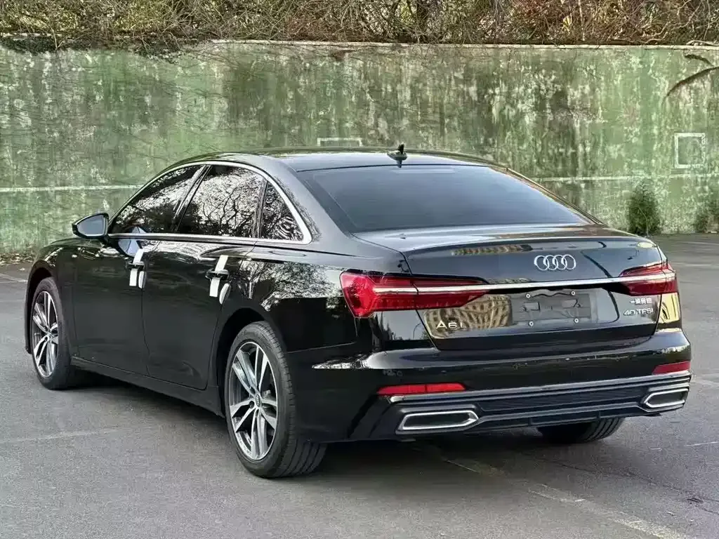 Audi A6L — фото 7