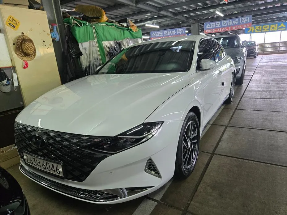 Hyundai Grandeur — фото 1