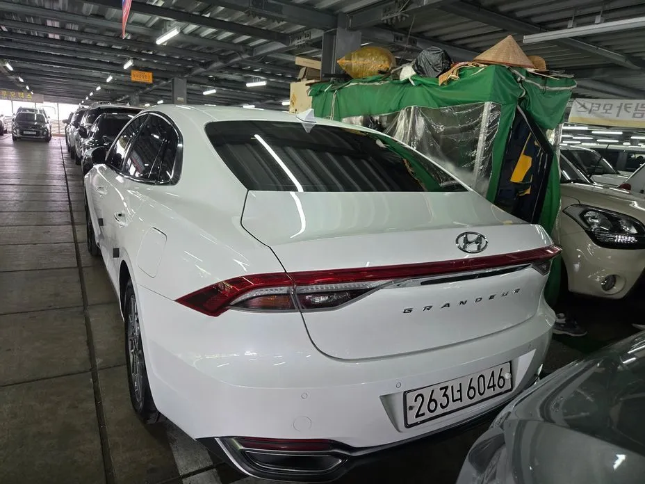 Hyundai Grandeur — фото 10