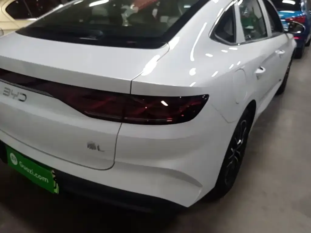 BYD Qin L — фото 4