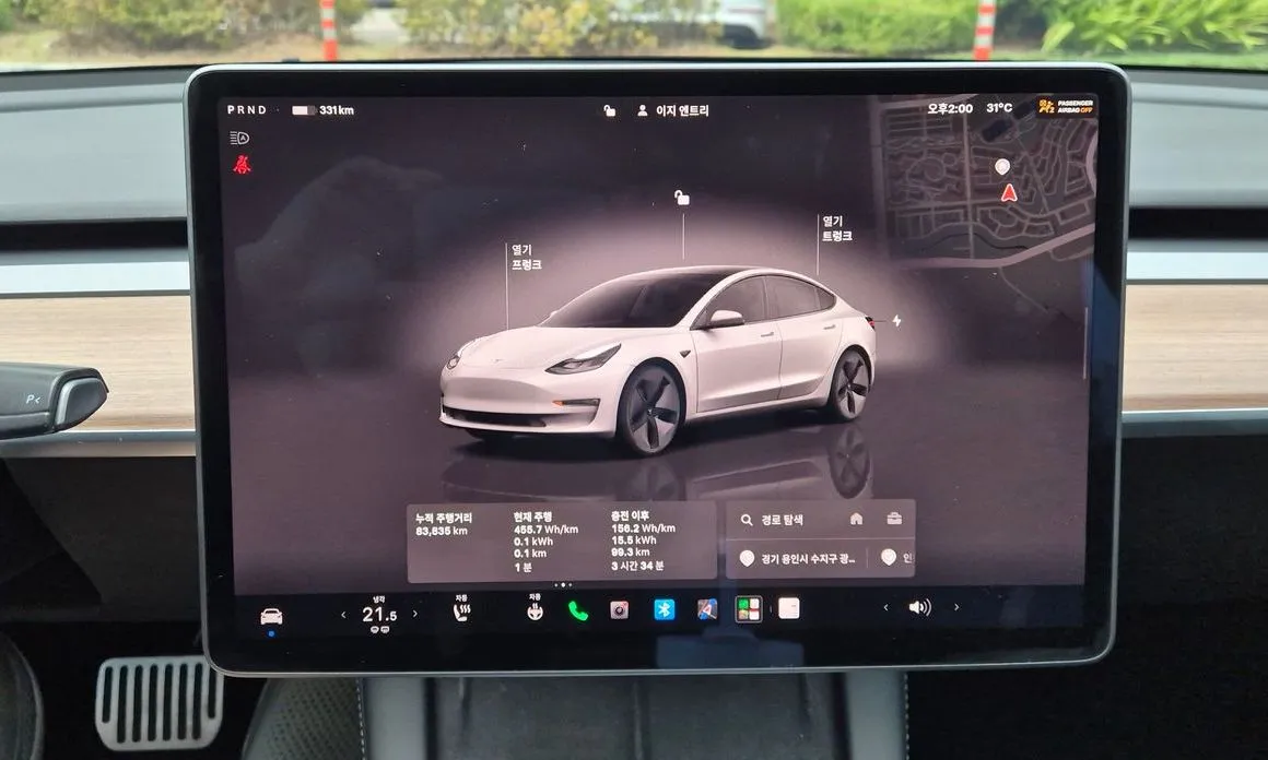 Tesla Model 3 — фото 5
