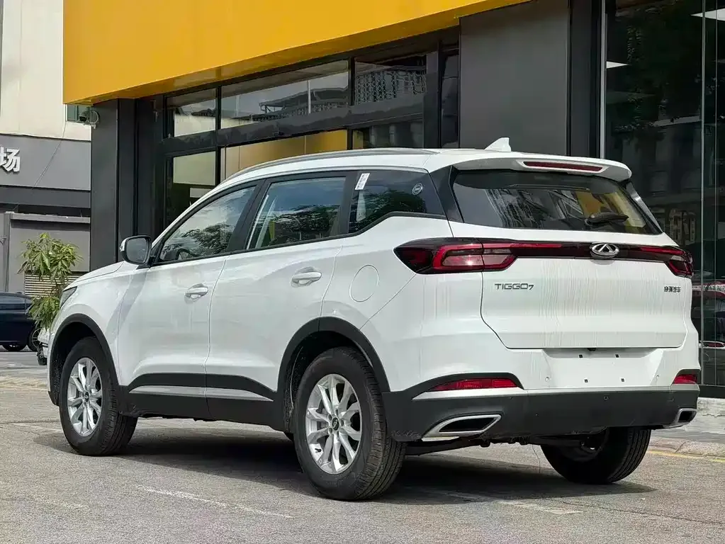 Chery Tiggo 7 — фото 6