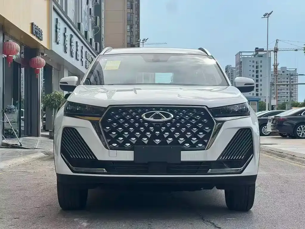 Chery Tiggo 7 — фото 9