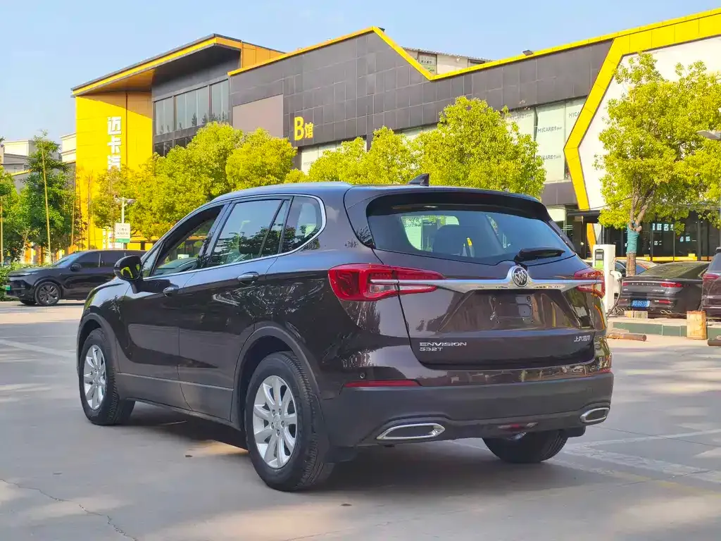 Buick Envision Plus — фото 5