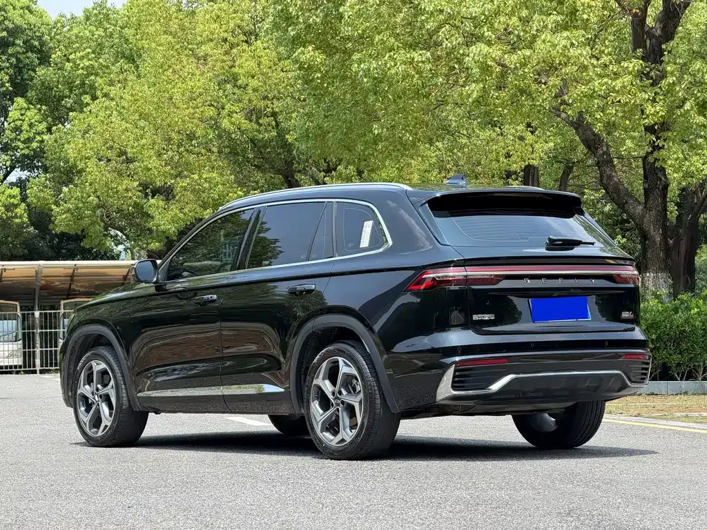Geely Xingyue L — фото 4