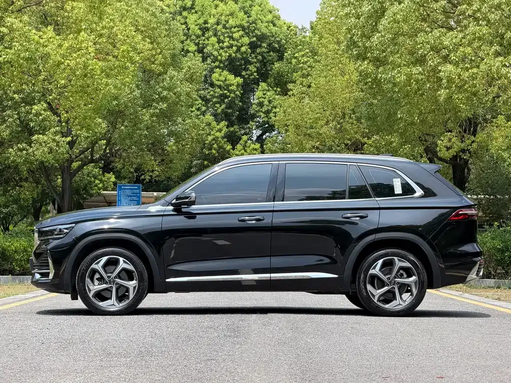 Geely Xingyue L — фото 10