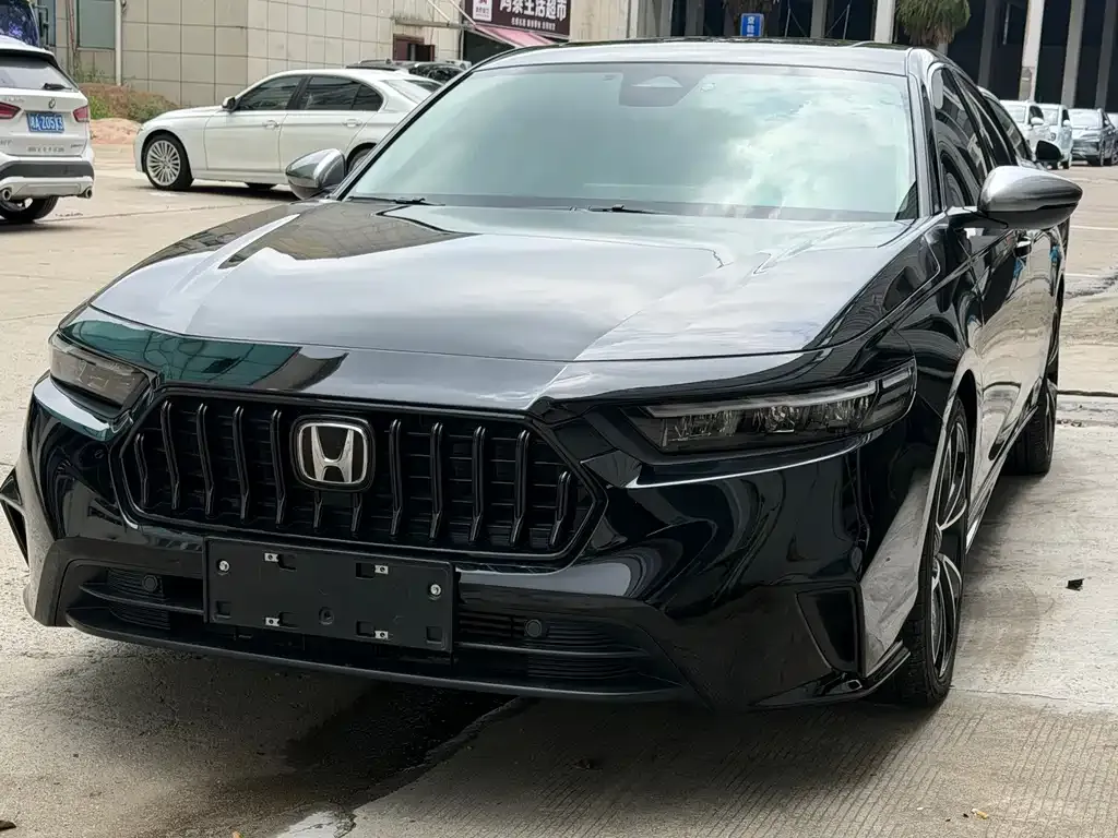 Honda Inspire — фото 1
