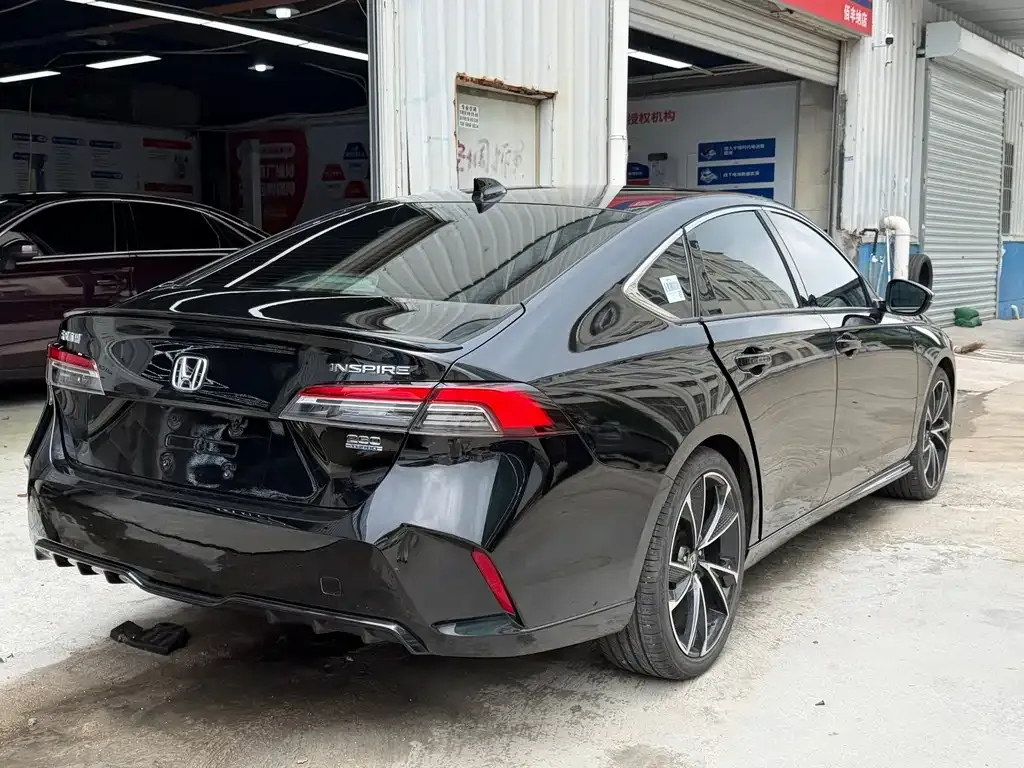 Honda Inspire — фото 5