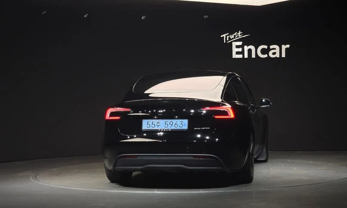 Tesla Model 3 — фото 6