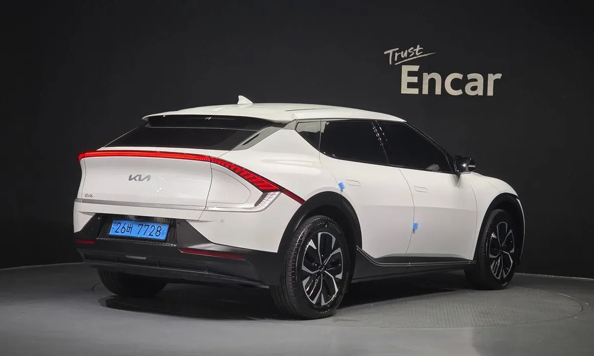 Kia EV6 — фото 5