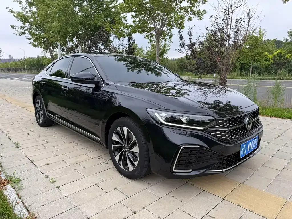 Volkswagen Passat — фото 4