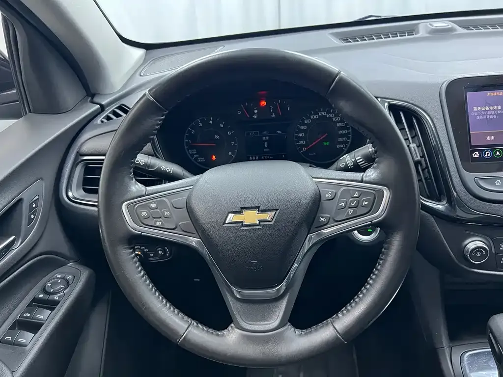 Chevrolet Equinox — фото 10