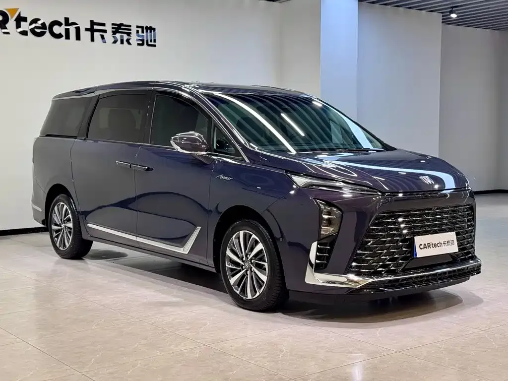 Buick GL8 — фото 8