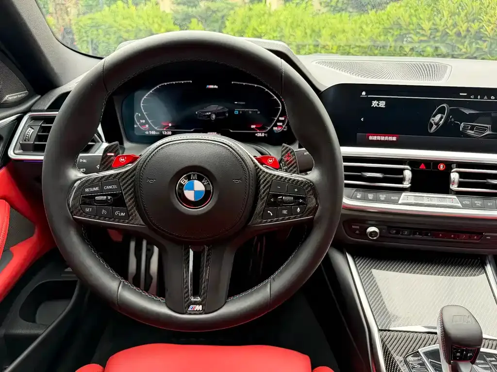 BMW M4 — фото 8