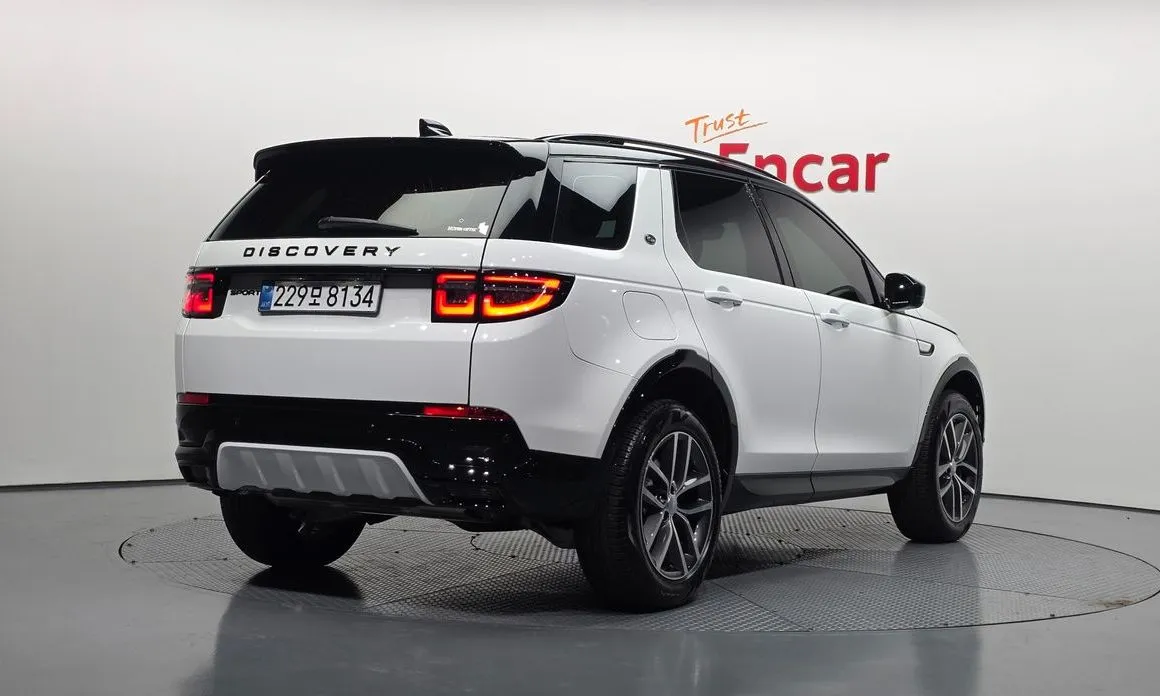 Land Rover Discovery Sport — фото 6