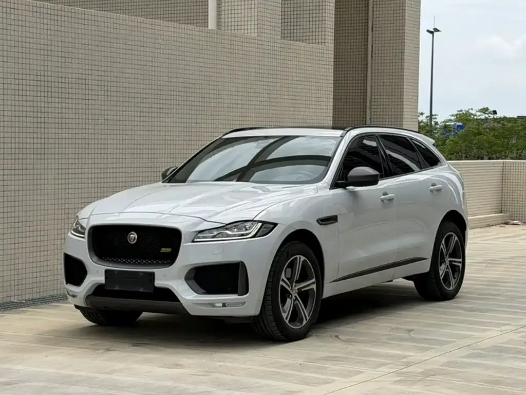 Jaguar F-PACE — фото 5