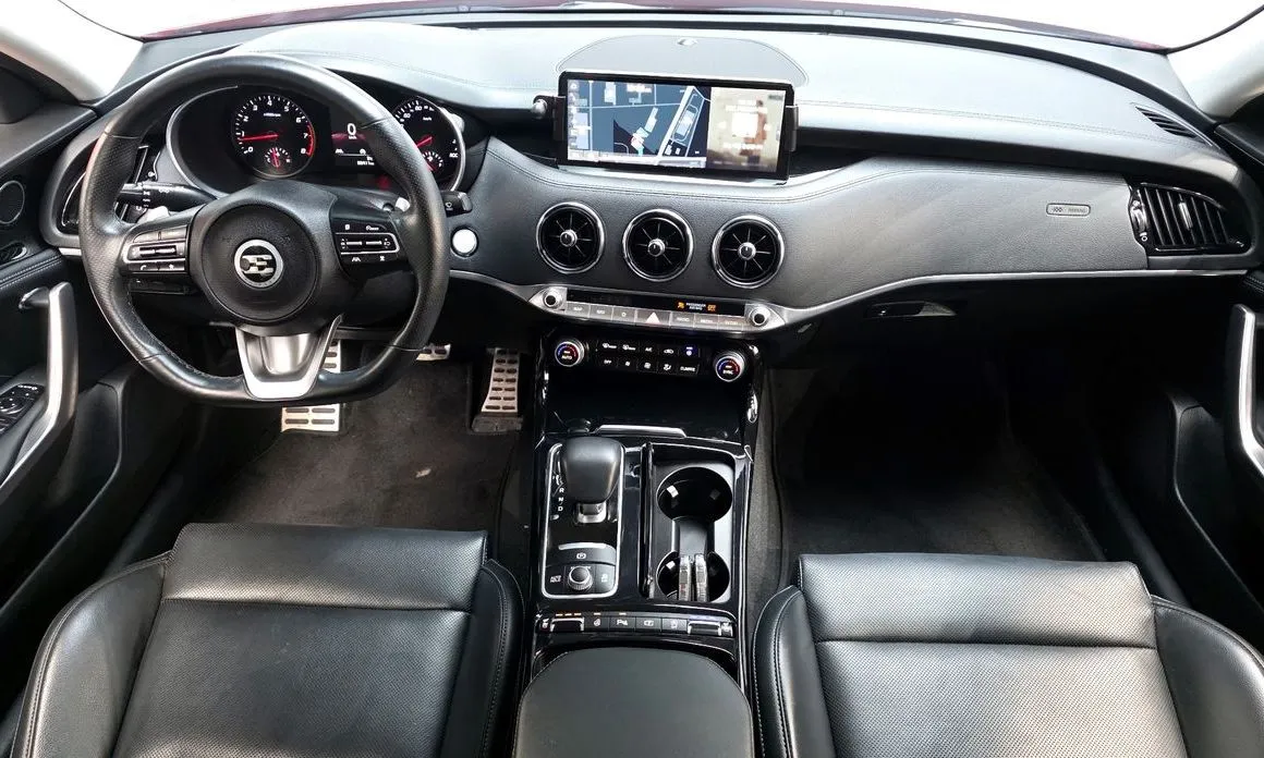 Kia Stinger — фото 10