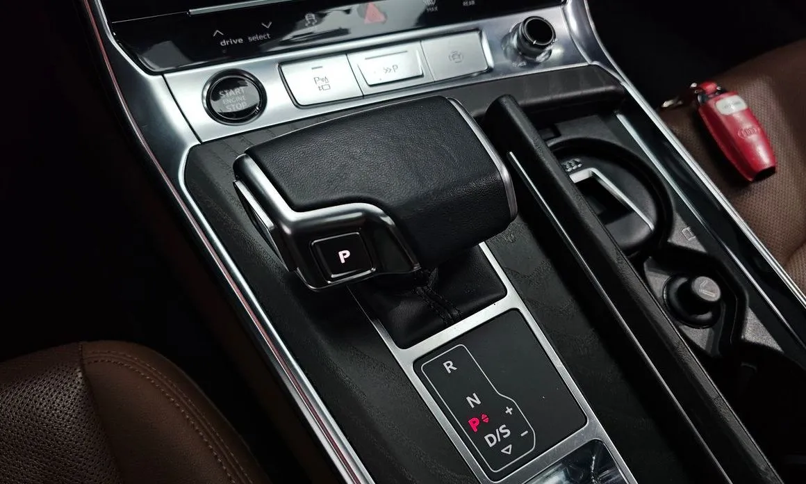 Audi A6 — фото 6