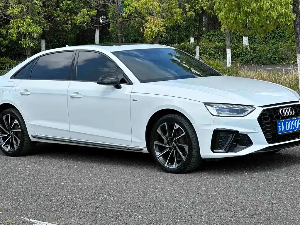 Audi A4L — фото 5