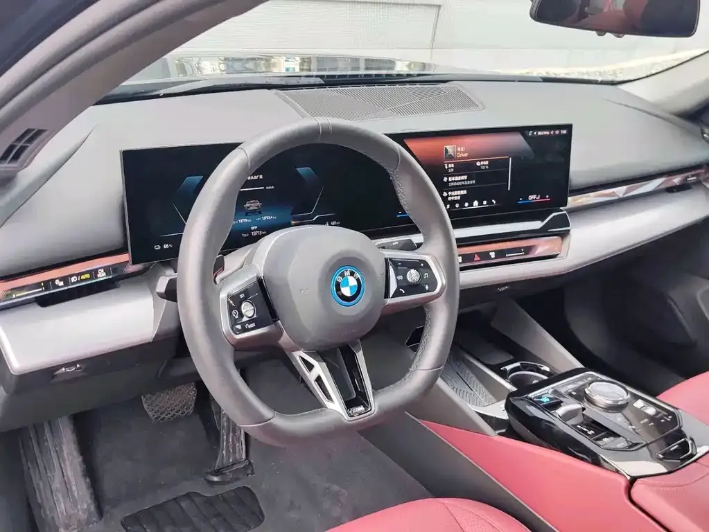 BMW i5 — фото 2