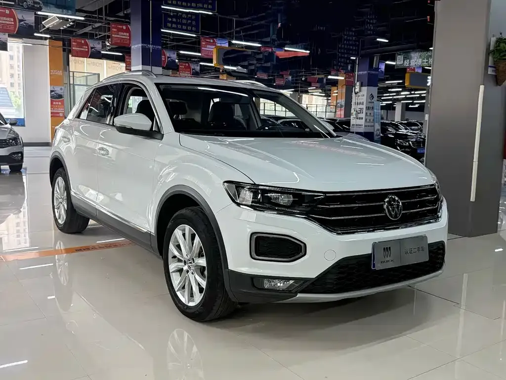 Volkswagen T-Roc — фото 3