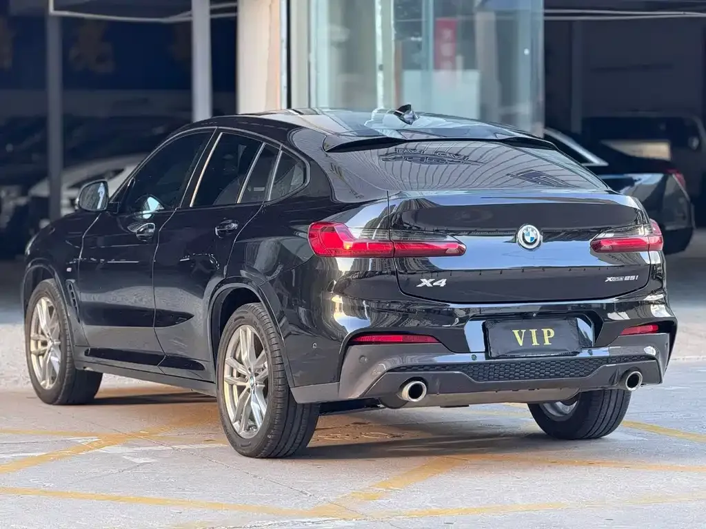 BMW X4 — фото 2
